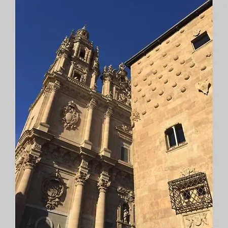 Edificio Del Siglo Xviii Restaurado La Ranita Salamantina Salamanca