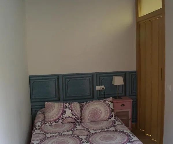 Edificio Del Siglo Xviii Restaurado La Ranita Salamantina * Salamanca