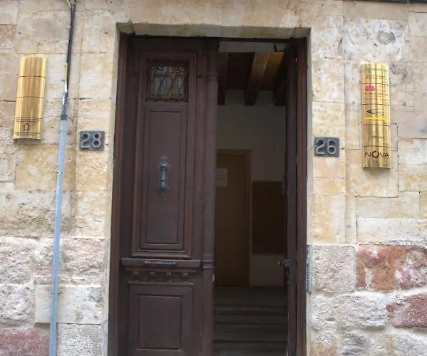 Edificio Del Siglo Xviii Restaurado La Ranita Salamantina Апартаменти Саламанка